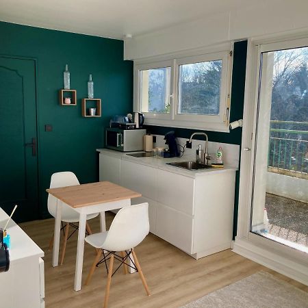 Appartement Avec Terrasse Et Parking Gratuit Accole Montbéliard Buitenkant foto